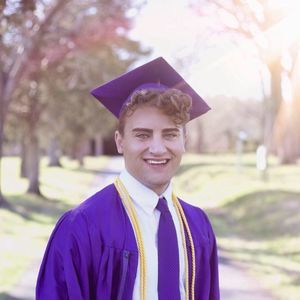 Meet your Posher, Sloan